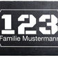 Hausnummer auf schieferplatte mit Umrandung "Hausnummer und Familienname" M0055 - meinleinwand.de