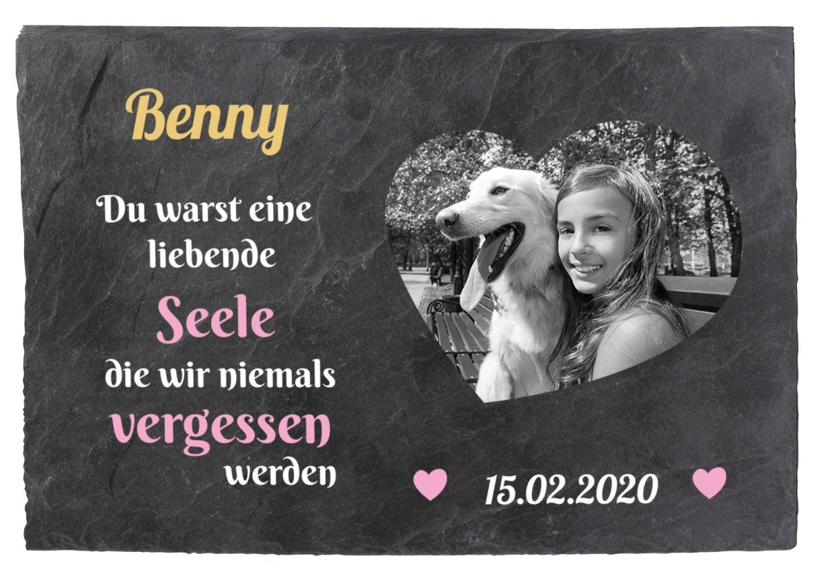 Gedenktafel für Tiere mit Foto Herz Schwarz/Weiss, Namen und Datum mit rosa Herzen M0251 - meinleinwand.de